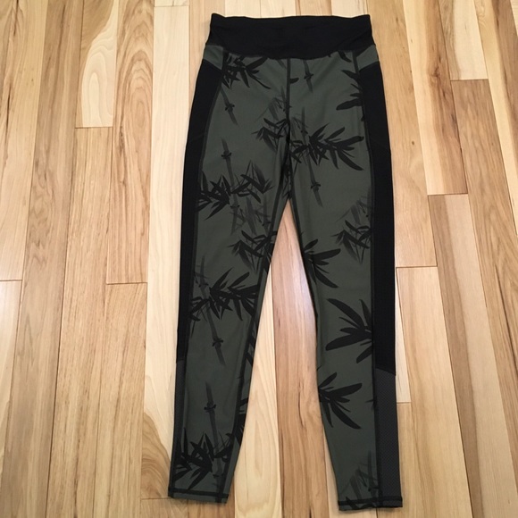 Sweaty Betty Green Zero Gravity Run Leggings Sz. M - Picture 4 of 11